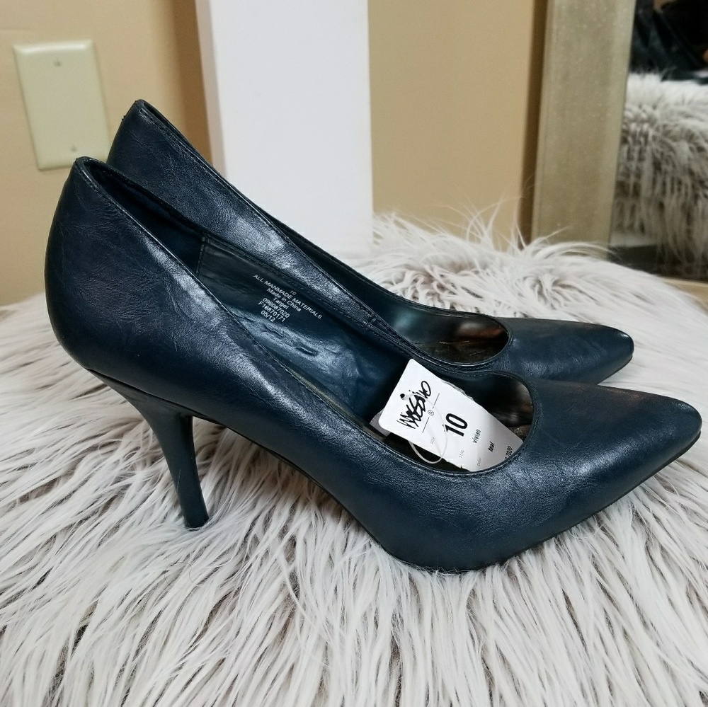 Mossimo 3 inch Hunter green Heals! NWT - Picture 4 of 7